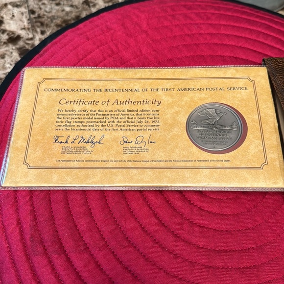 Postal Service Bicentennial Commemorative - First Postmaster Ben Frankiln Medal - Picture 4 of 8